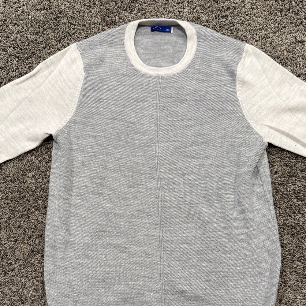 Apt. 9 Two-Tone Gray and Cream Crewneck Sweater